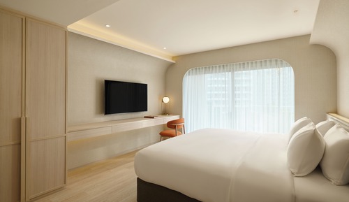 Suite, 1 Bedroom, Balcony, Partial Sea View