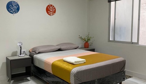 Habitación Confort con 1 cama doble o 2 individuales