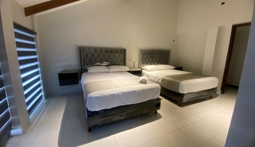 Habitación cuádruple Confort
