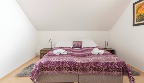 Apartamento superior, balcón, vistas al jardín