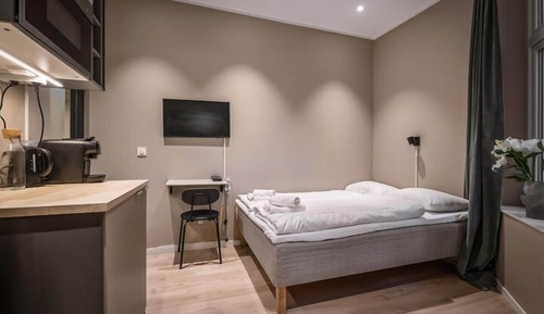 Habitación con 1 cama doble o 2 individuales, vistas a la ciudad