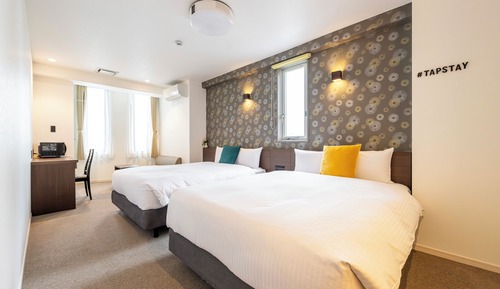 Habitación con 2 camas individuales