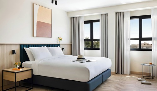 Estudio, 1 cama de matrimonio grande