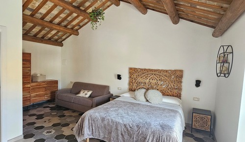Habitación cuádruple, vistas al patio