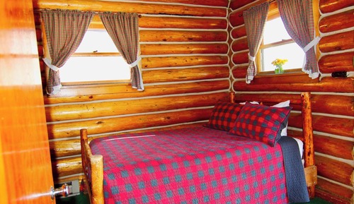 Cabin, 1 Double Bed (Rustic, bathroom)