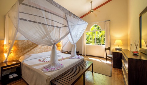 Deluxe Suite with private pool