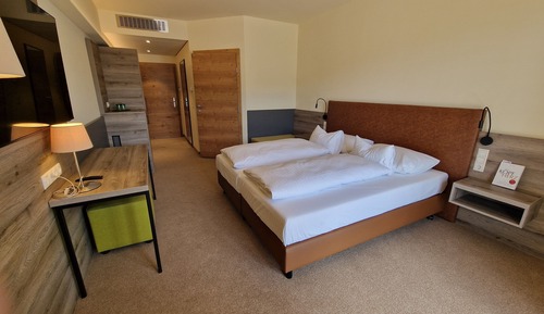 Habitación básica doble, balcón