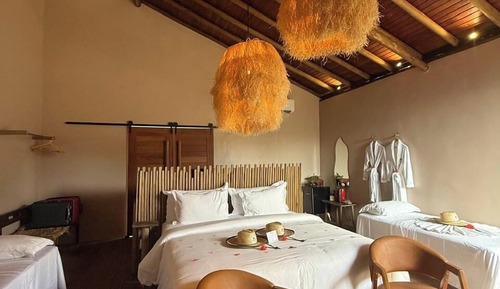 Habitación triple familiar, piscina privada