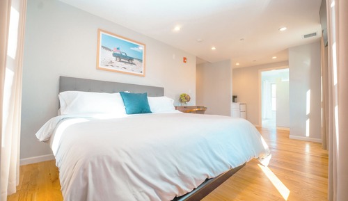 Habitación Deluxe doble, 1 cama de matrimonio grande, vistas a la ciudad