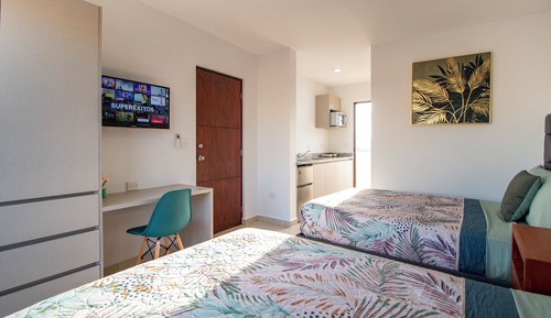 Apartamento superior, 2 camas dobles, vistas a la piscina