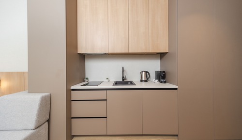 Estudio superior, balcón, vistas al mar