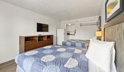 Estudio Deluxe, 2 camas dobles, cocina básica