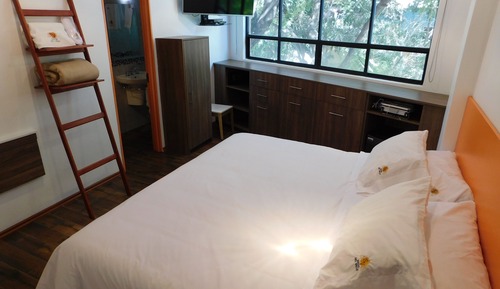 Habitación Deluxe doble, 1 cama de matrimonio grande, no fumadores, vistas a la ciudad