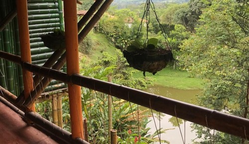 Cabaña romántica, balcón, vistas al lago