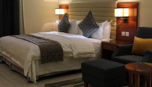 Estudio Deluxe, 1 cama de matrimonio grande, vistas a la ciudad