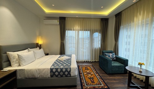 Suite Confort, 1 cama de matrimonio, balcón, vistas a la ciudad