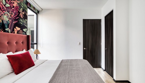 Apartamento superior, balcón
