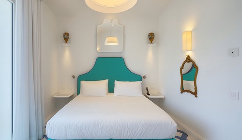 Habitación clásica, vistas parciales al mar