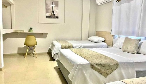 Habitación cuádruple básica