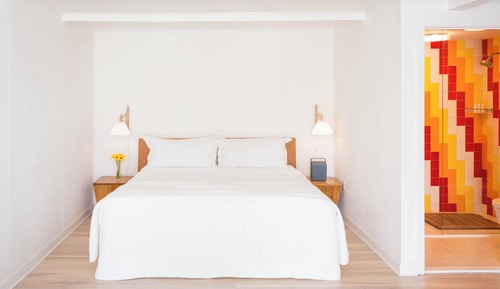 Suite, 1 cama de matrimonio grande, baño privado, vistas a la bahía