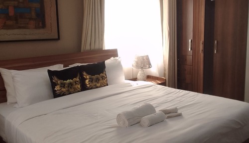 Suite estudio ejecutiva, vistas al jardín
