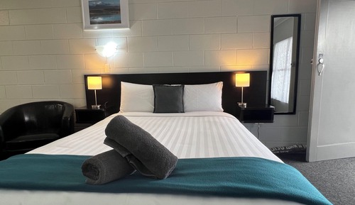 Estudio Deluxe, no fumadores, baño privado