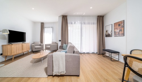 Two-Bedroom Family Apartment with Terrace