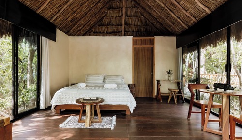 Habitación Deluxe, bañera de hidromasaje, vistas al jardín