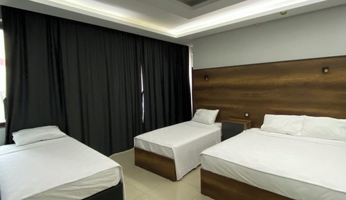 Habitación Business cuádruple