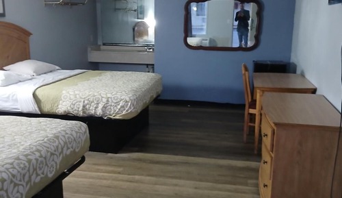 Habitación estándar, 2 camas dobles, fumadores