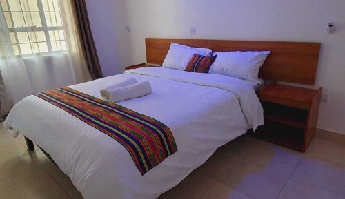 Habitación básica doble, 1 cama doble, no fumadores, baño privado