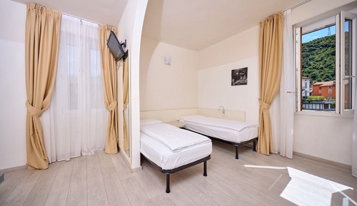 Habitación cuádruple panorámica, vistas al lago