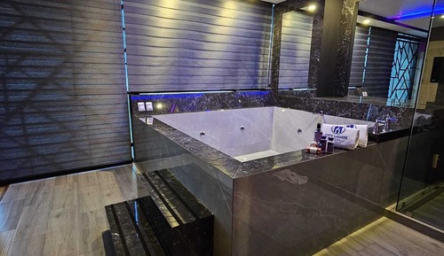 Habitación superior, 1 cama de matrimonio grande, no fumadores