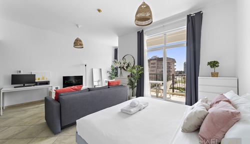 Estudio Confort, balcón, vistas a la ciudad