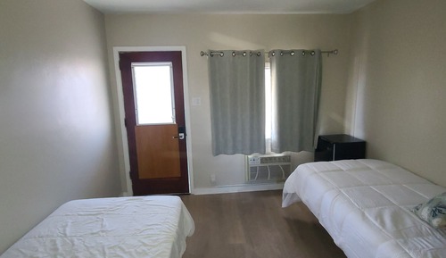 Habitación clásica con 2 camas individuales