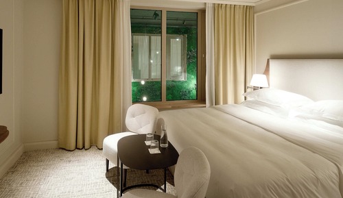 Premium Quiet Room (No view no natural daylight)