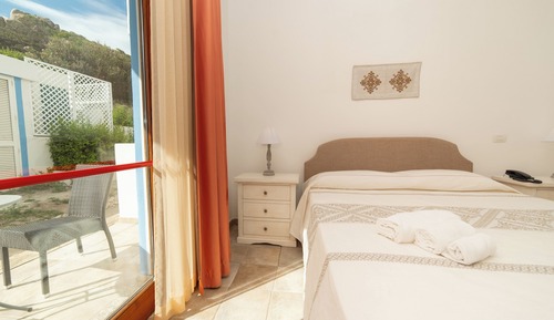 Habitación económica, accesible para personas con discapacidad