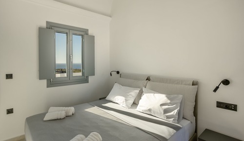 Habitación Deluxe doble, bañera de hidromasaje, vistas parciales al mar