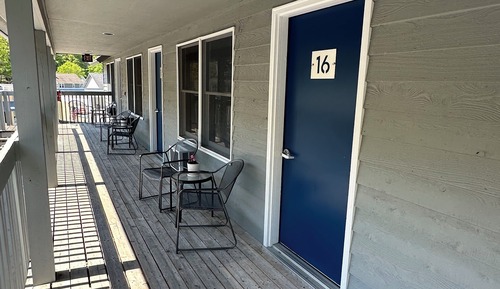 1 Queen Bluff View (Second Floor)