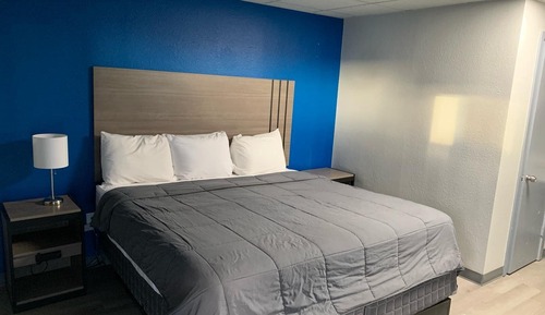 Habitación individual básica, 1 cama de matrimonio grande, accesible para personas con discapacidad