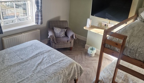 Habitación cuádruple estándar