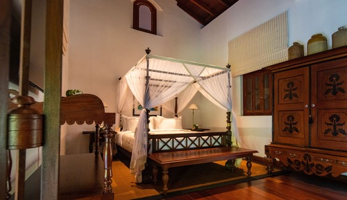 Elevated Deluxe King Room - Evening Tea Service & Extended Check-in & Check-out