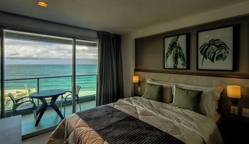 Estudio superior, 1 cama de matrimonio, vistas al mar