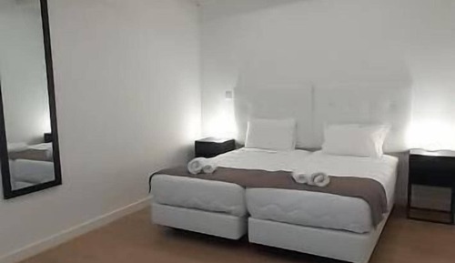 Habitación estándar con 1 cama doble o 2 individuales