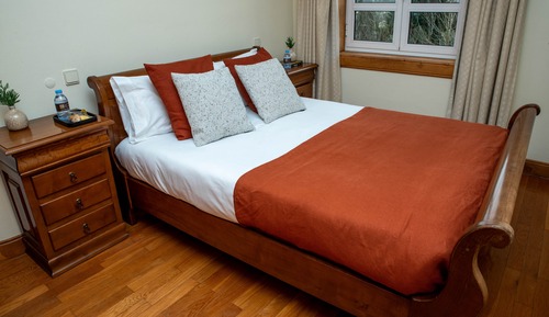 Habitación estándar con 1 cama doble o 2 individuales