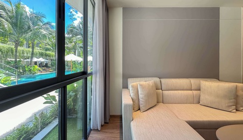 La Green Junior Suite Pool Access