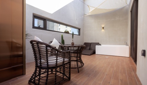 Suite Outdoor Spa Family