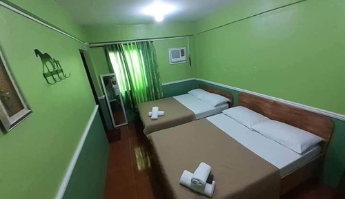Habitación cuádruple estándar
