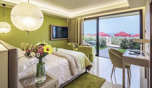 Suite junior, vistas al mar (Cala Beach)