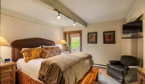 Apartamento Deluxe, 3 habitaciones, patio, vistas a la montaña (101)